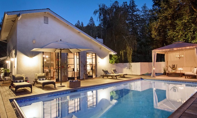 Kenwood Villa | SONOMA CREEK VILLA NEW PICKLEBALL COURT, heated pool, hot tub, gated, EV Charger