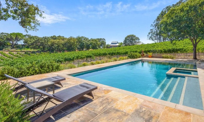 Sonoma Villa | Sonoma Villa by Standout Stays