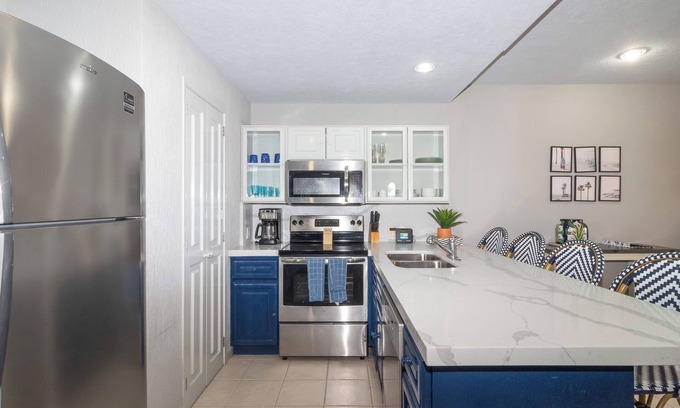 Sandy Beach Condo | Sonoran Spa N307 - 1 BR Next to the Pool, High Speed Wi-Fi - Beachfront Upper Floor Luxury Condo