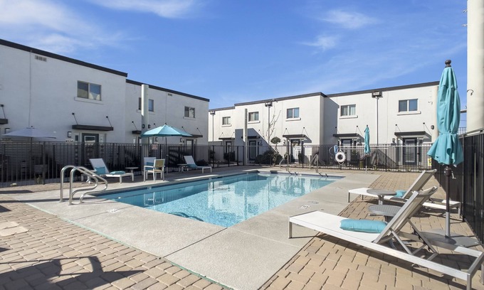 South Scottsdale Apartment | Sophia