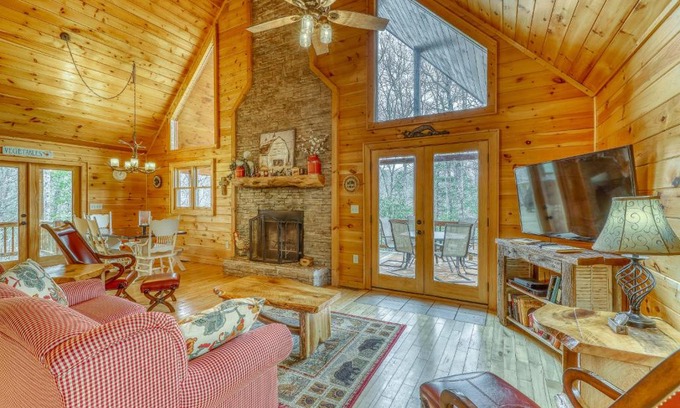 Mineral Bluff House | Sophie`S Retreat