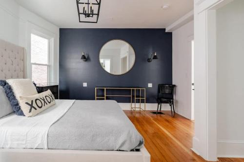 Nob Hill House | Sophisticated 2BR - Prime NW 23rd Location