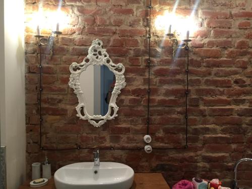 Ventspils Apartment | Sophisticated art deco near sea, centre and parks