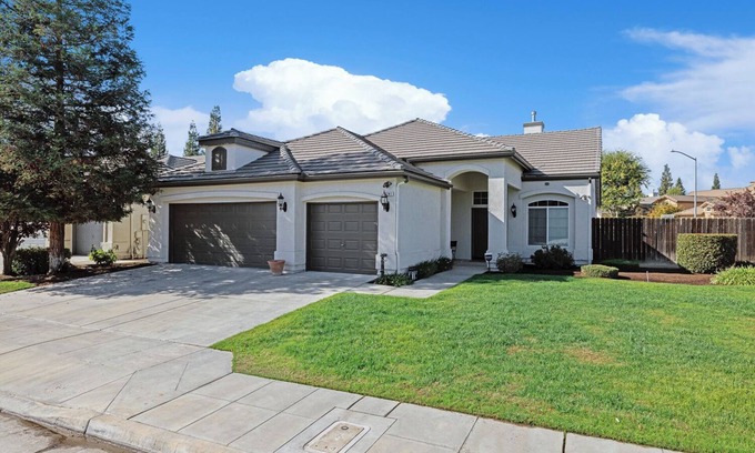 Raisin House | Sophisticated Contemporary Retreat@ Ft Washington