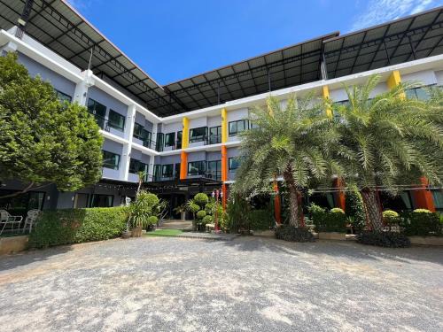 Sattahip Resort | Sor Kor Sor Resort