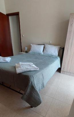 Tsikalaria Apartment | Souda Bay View Retreat