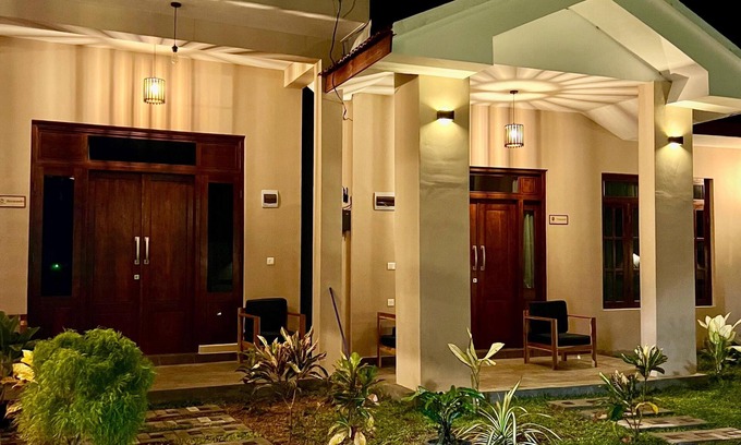 Pottuvil Division 2 Hotel | Sound Sleep Resort