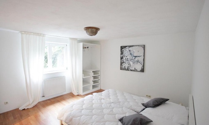 Nideggen Apartment | Souterrain & Jardin