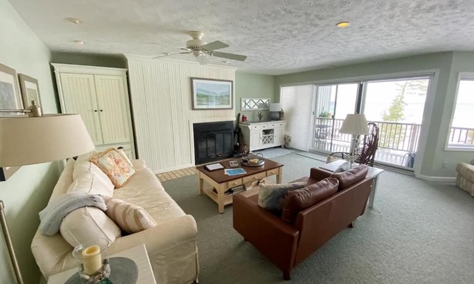 Glen Arbor Apartment | South Beach 30