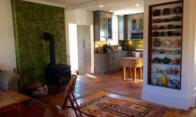 South Dartmouth Other | South Coast Artists' Farmhouse