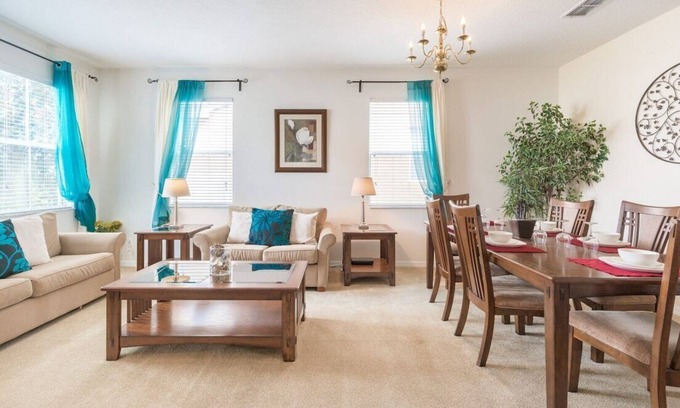 Highgate Park House | South Facing Pool & Spa - Spacious - Game Room - Nr Disney