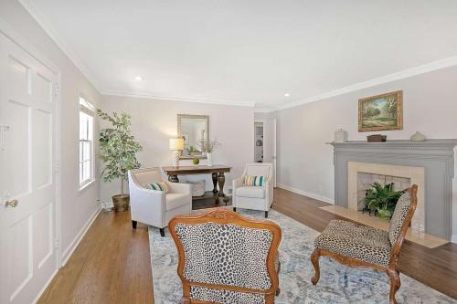 Lawrenceville House | South Perry St