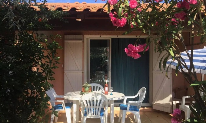Les Ayguades Villa | South Seas Residence - Houses & Villas for 4 People
