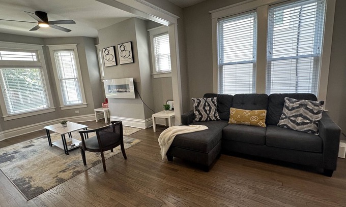South Shore House | South Shore Retreat 5 bedrooms/entertainment