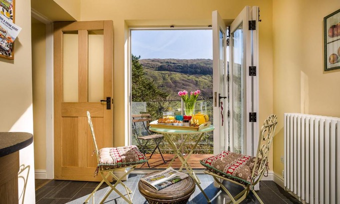 Troutbeck House | South Stonethwaite Cottage
