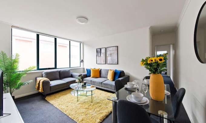 South Yarra Apartment | South Yarra Urban Haven