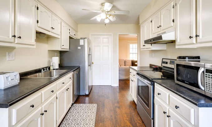 Southaven House | Southaven Vacation Rental ~ 10 Mi to Graceland!