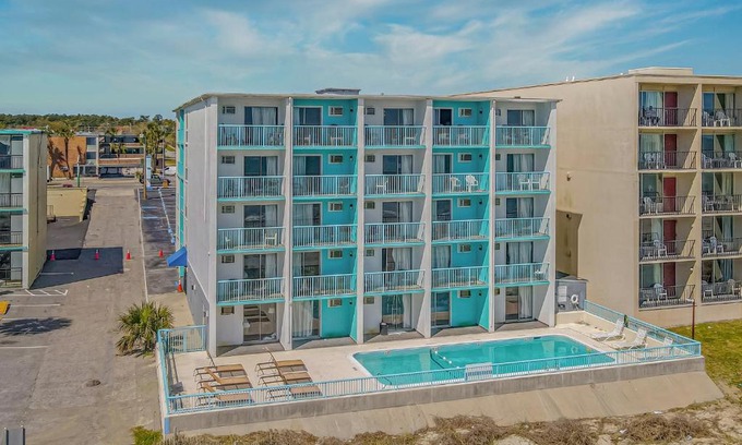 Myrtle Beach Hotel | Southern Breeze Ocean Front Hotel
