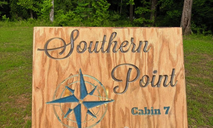 Sardis Cabin | Southern Charm Sardis cabin 2-bedrooms with A/C, WiFi, and satellite TV