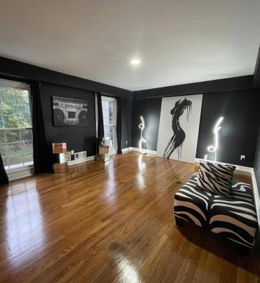 Southwestern House | Southern Collective Sleeps8! Airport-beltline