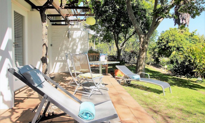 Somerset West House | Southern Cross Guest House