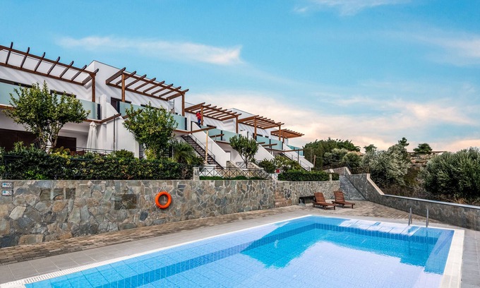 Gennadi Hotel | Southern Dreams Apartments