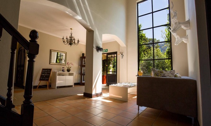Constantia House | Southern Light Country House
