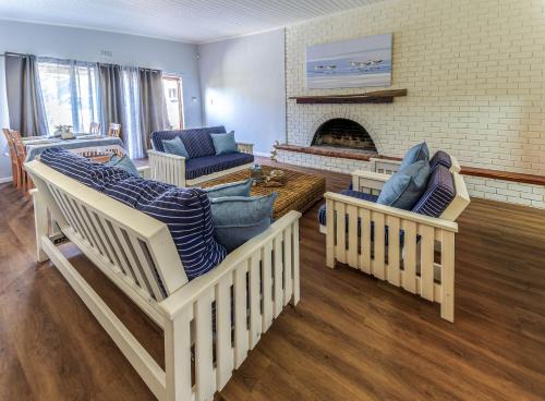 Van Dyks Bay House | Southern Right Guest House