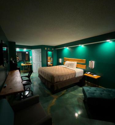 Oxford Hotel | Southern Soho Boutique Hotel