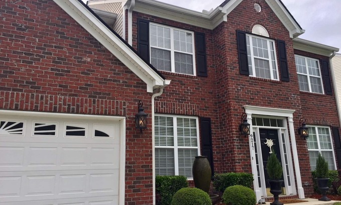 Summerville Apartment | Southern sophistication at Ashley Ridge