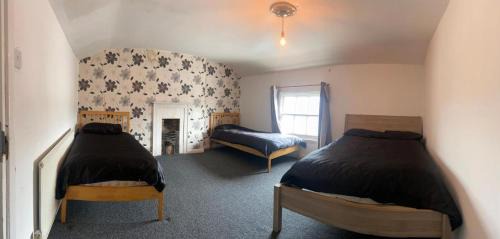 King's Lynn Cabin | Southgate Lodge - Single-Twin, Double and Family rooms