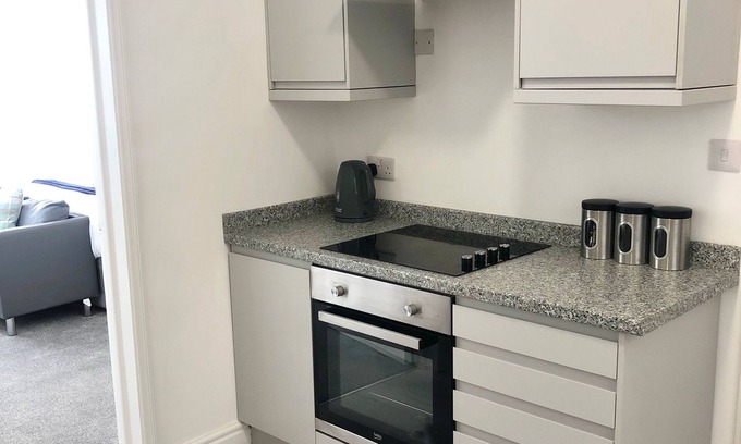 Plymouth Apartment | Southside Street Apartments