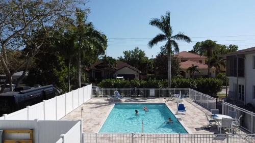 Sarasota Apartment | Southside Village Resort