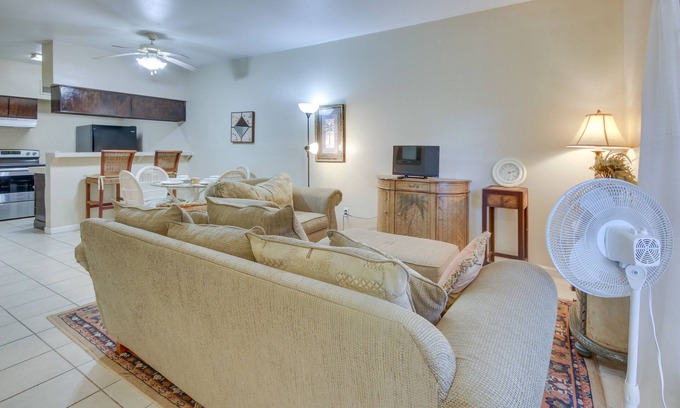 Greater Fondren Southwest Apartment | Southwest Houston Apartment w/Pool Access!