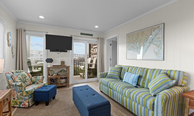 Morehead City Apartment | Southwinds F6