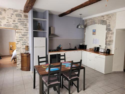 Hyeres City Centre Apartment | Souvenirs d'hier