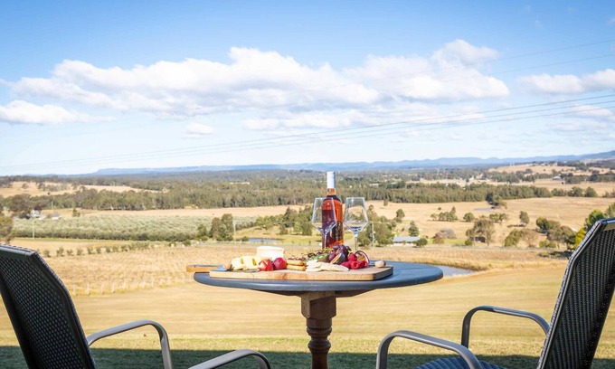 Lovedale House | Sovereign Hill Country Estate - Group accommodation on scenic estate