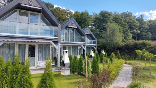 Lubiatowo House | Sowi Kąt - Domki z Baliami oraz Tradycyjne