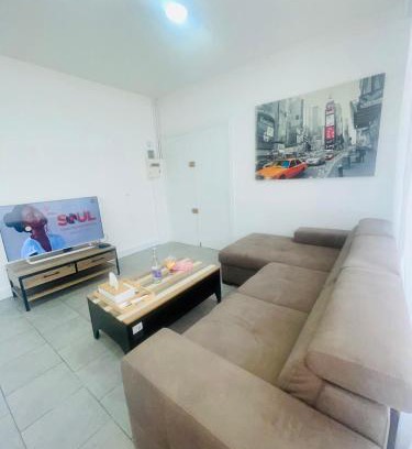 Aubervilliers Apartment | Spacieux et lumineux, coup de cœur garanti à proximité du métro et RER