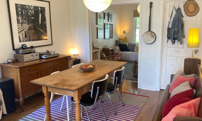 Little Portugal Apartment | Spacious 1-bed home-from-home apt w/garden. Little Portugal