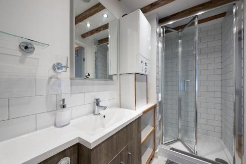 Banbury Apartment | Spacious 1 Bedroom Flats by Banbury High Street