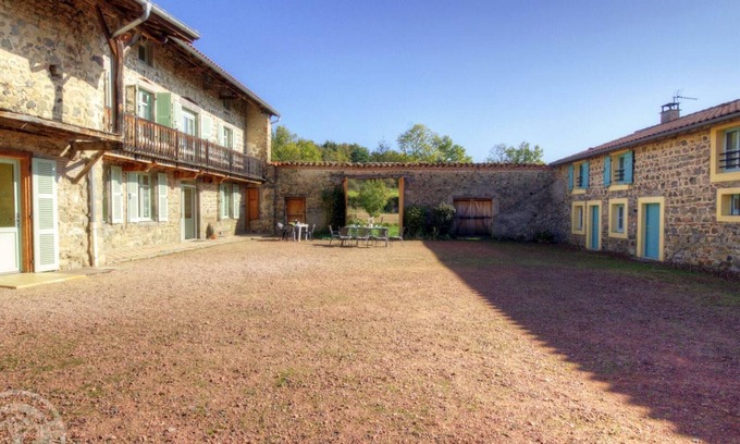 Lure Cottage | Spacious 15-Person Retreat with Garden, Terraces & Modern Amenities in Scenic French Countryside