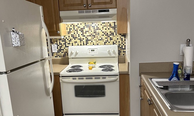 Graysville Apartment | Spacious 1BR Apt in great location!