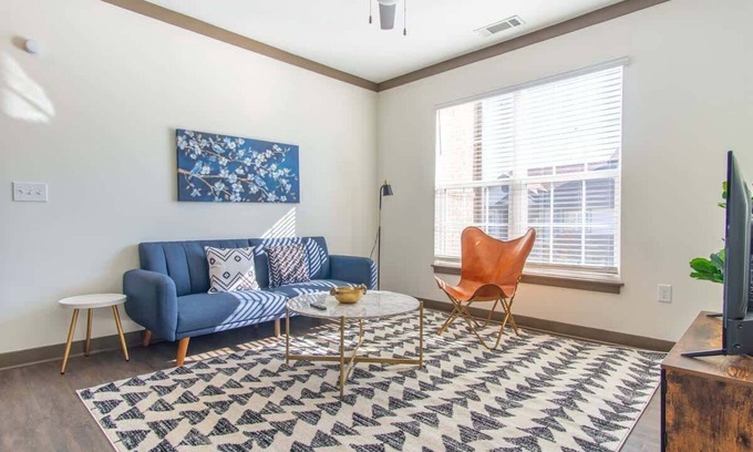 Middletown Apartment | Spacious 1BR Suite | Pool, Parking + Gym B