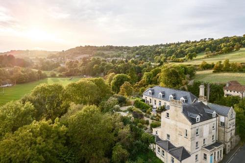 Monkton Combe House | Spacious 2 Bedroom House With Stunning Views