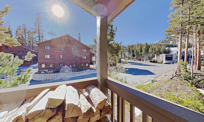 Mammoth Lakes Condo | Spacious 2 Bedroom Condo with Loft! Stargazing, Quiet Neighborhood! by RedAwning