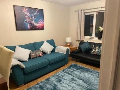 Clydach House | Spacious 2BR House with Sofa Bed & Parkin