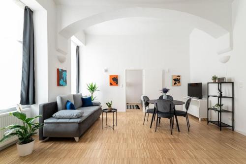 Weißgerber Apartment | Spacious 2BR Near Attractions by HM