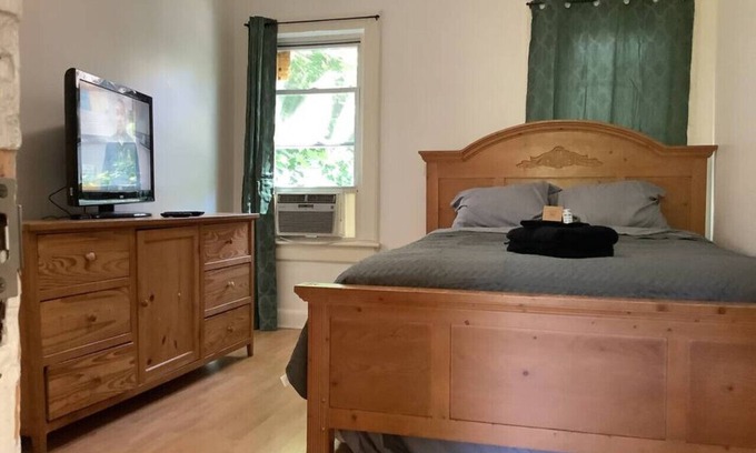 Johnson City Apartment | Spacious 3 bed by Wilson Lourdes Hospitals Vestal NY