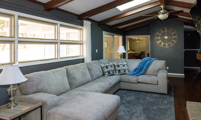 High Point House | Spacious 3 Bedroom 3 Bath Ranch